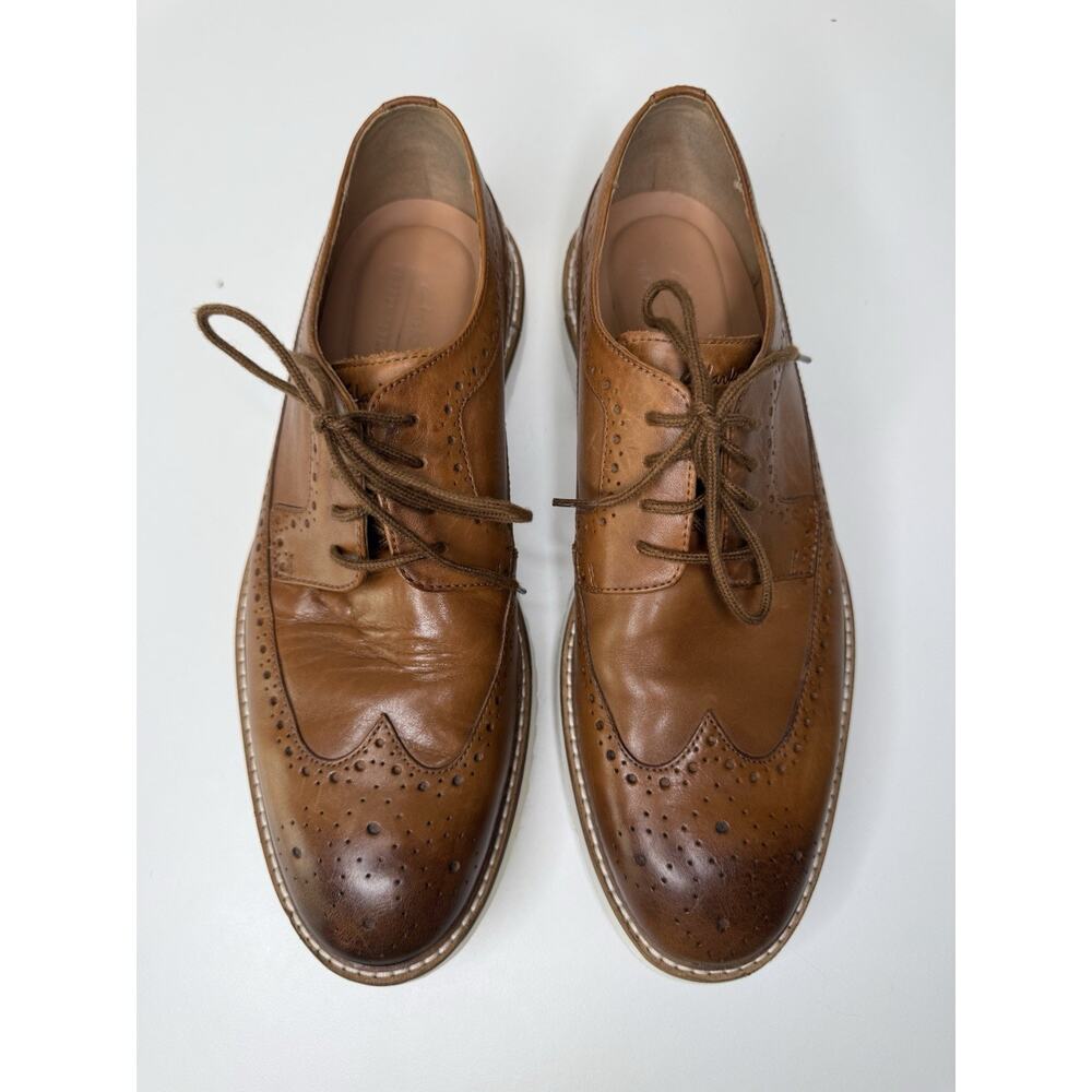 Clarks Ernest Limit Wingtip Oxford Mens 9.5M Tan Brogue Leather Lace Up Shoes